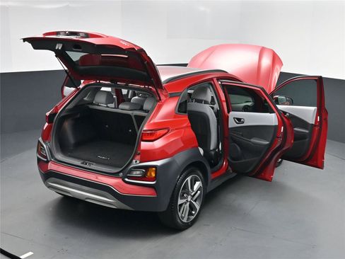 Used 2020 Hyundai Kona Limited w/ Cargo Package image 29