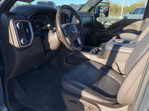 Used 2020 GMC Sierra 3500 Denali w/ Denali Ultimate Package image 35
