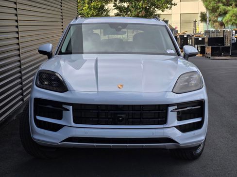 New 2026 Porsche Cayenne S AWD/4WD image 10