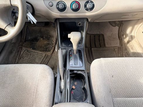 Used 2002 Toyota Camry LE image 13