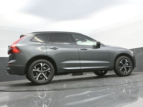 New 2026 Volvo XC60 B5 Core w/ Climate Package image 27