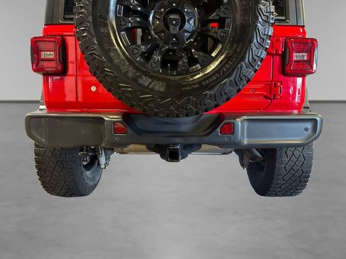 Used 2018 Jeep Wrangler Unlimited Sport S AWD/4WD image 17