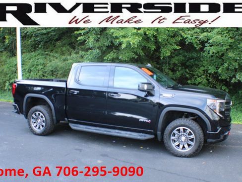 Certified 2024 GMC Sierra 1500 AT4 w/ Technology Package AWD/4WD image 1