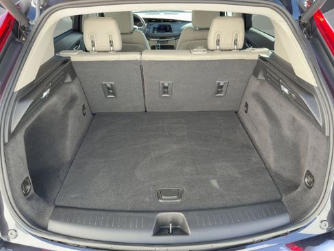 Certified 2023 Cadillac XT4 Luxury w/ Driver Awareness Package image 32