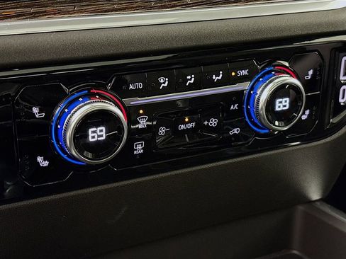 New 2026 GMC Sierra 1500 Elevation w/ Elevation Premium Package image 16