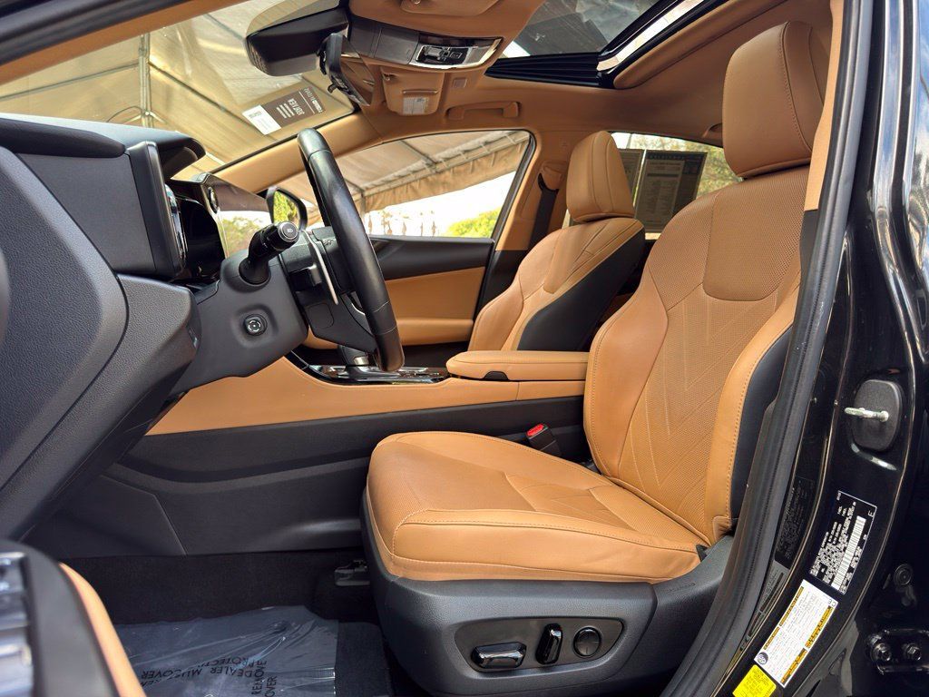 Used 2024 Lexus NX 450h+ AWD w/ Vision Package image 17