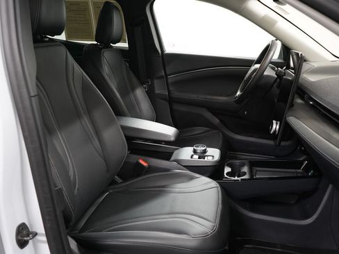 Used 2023 Ford Mustang Mach-E Premium AWD/4WD image 31