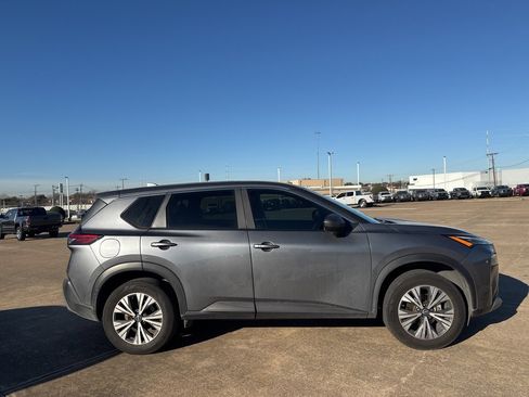 Certified 2023 Nissan Rogue SV image 8