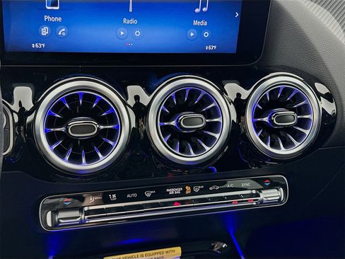 Certified 2025 Mercedes-Benz GLA 250 image 16