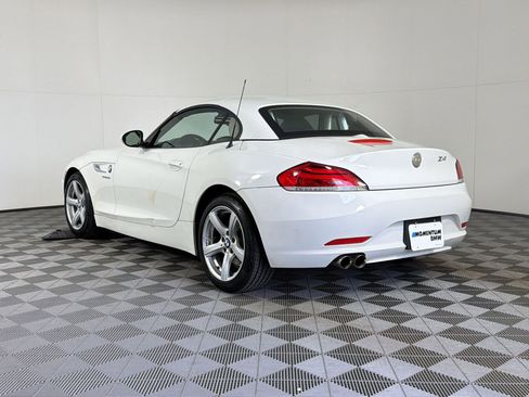 Used 2014 BMW Z4 sDrive28i image 3