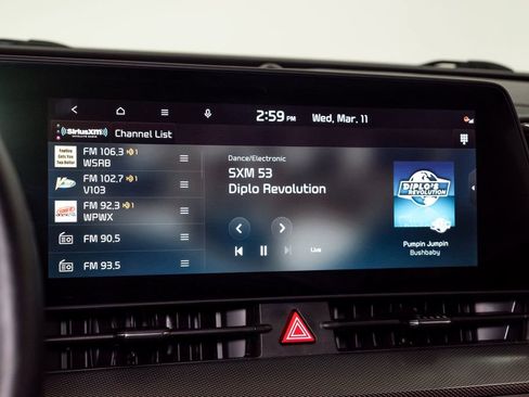 Certified 2025 Kia Sportage SX Prestige image 17