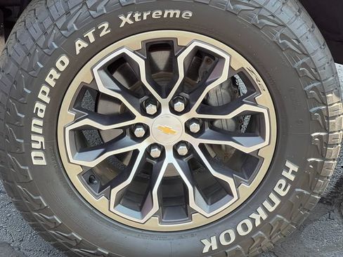 Used 2019 Chevrolet Colorado ZR2 AWD/4WD image 6