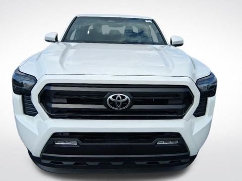 New 2026 Toyota Tacoma SR5 AWD/4WD image 8