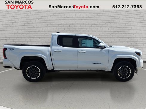 New 2026 Toyota Tacoma TRD Sport AWD/4WD image 4