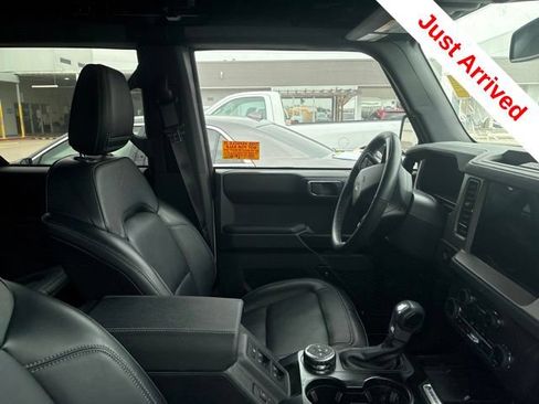 Used 2025 Ford Bronco Outer Banks AWD/4WD image 14