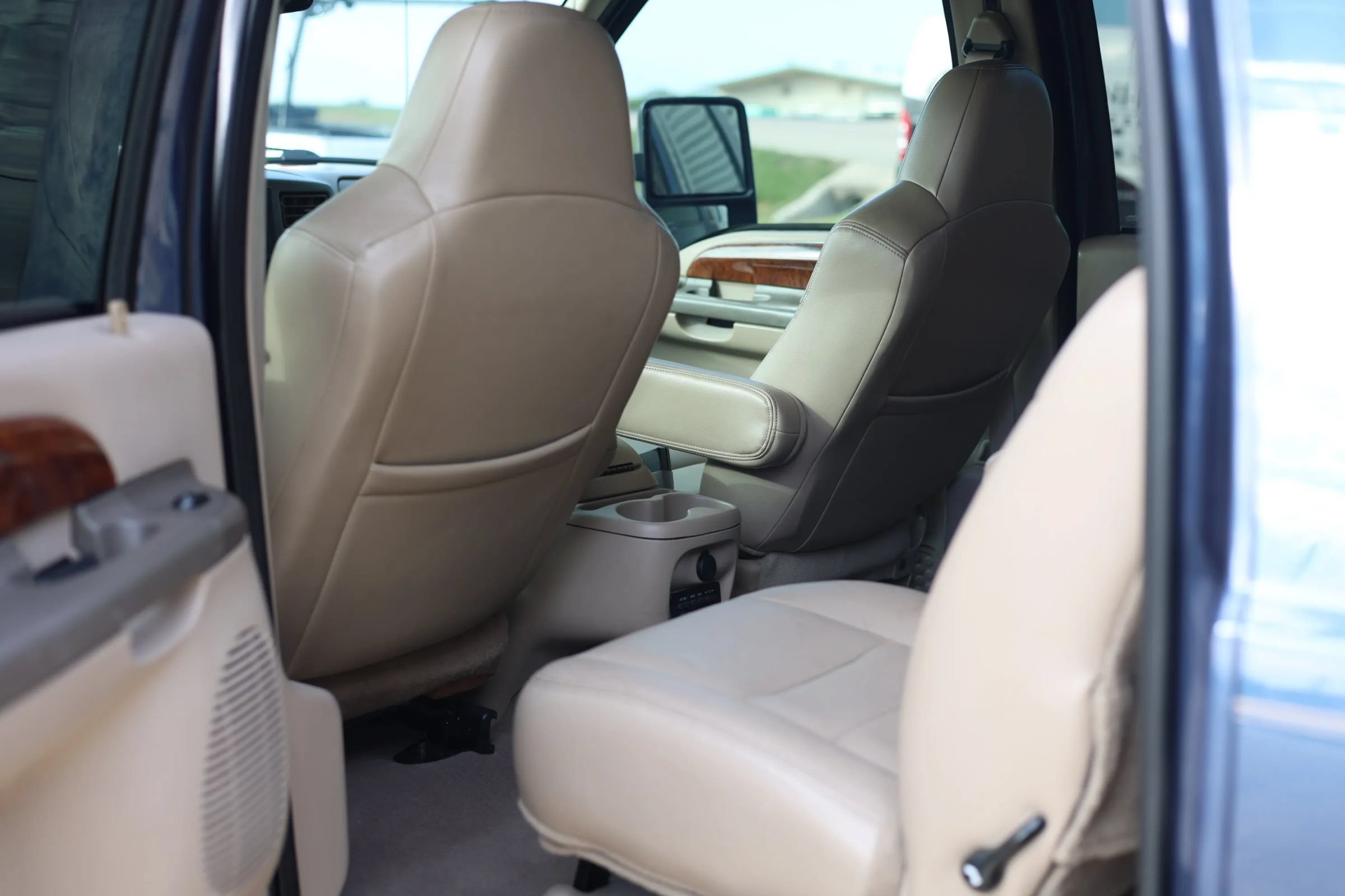 Used 2002 Ford Excursion Limited AWD/4WD image 22