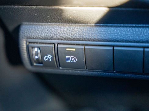 Used 2022 Toyota Corolla SE image 20