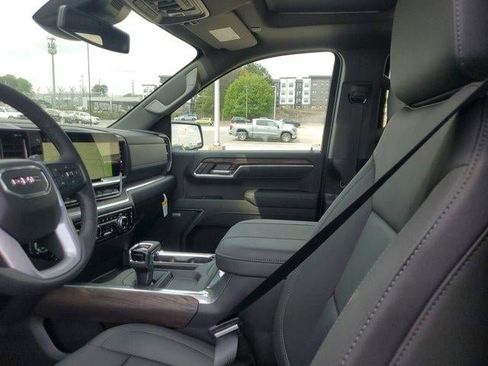 New 2026 GMC Sierra 1500 SLT w/ SLT Premium Plus Package image 17