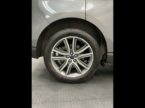Used 2022 Ford Edge Titanium AWD/4WD image 37