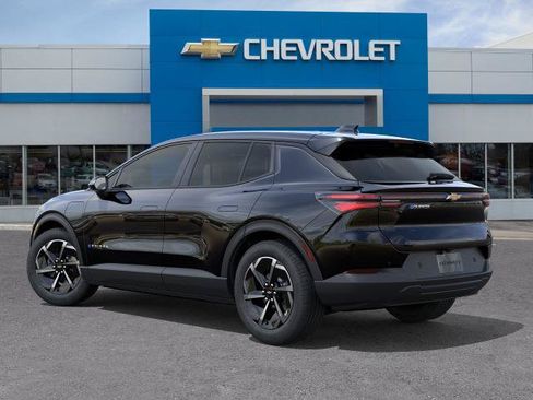 New 2026 Chevrolet Equinox EV LT FWD image 3