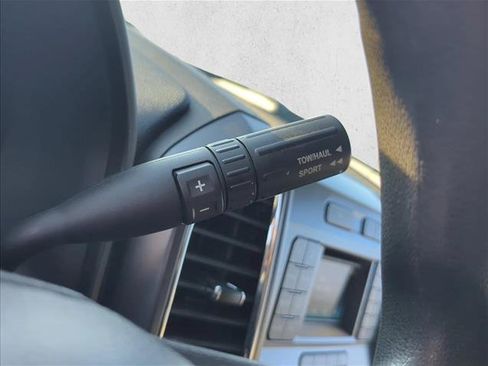 Used 2016 Ford F150 XLT AWD/4WD image 18