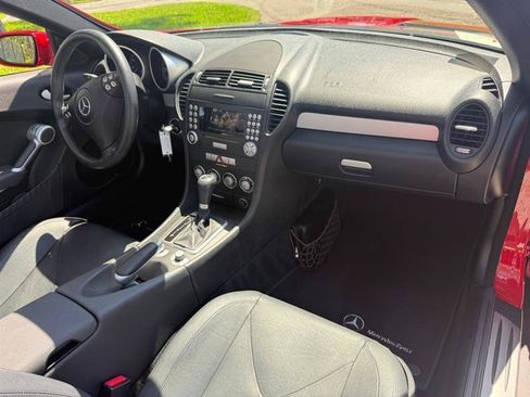 Used 2007 Mercedes-Benz SLK 350 image 13
