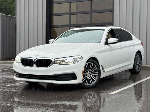 Used 2019 BMW 530i Sedan w/ Convenience Package RWD image 1