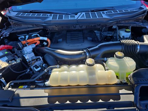 Used 2021 Ford F150 Lariat w/ Equipment Group 502A High image 29