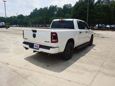 Used 2024 RAM 1500 Laramie AWD/4WD image 23