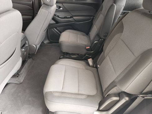 Certified 2023 Chevrolet Traverse LT image 30