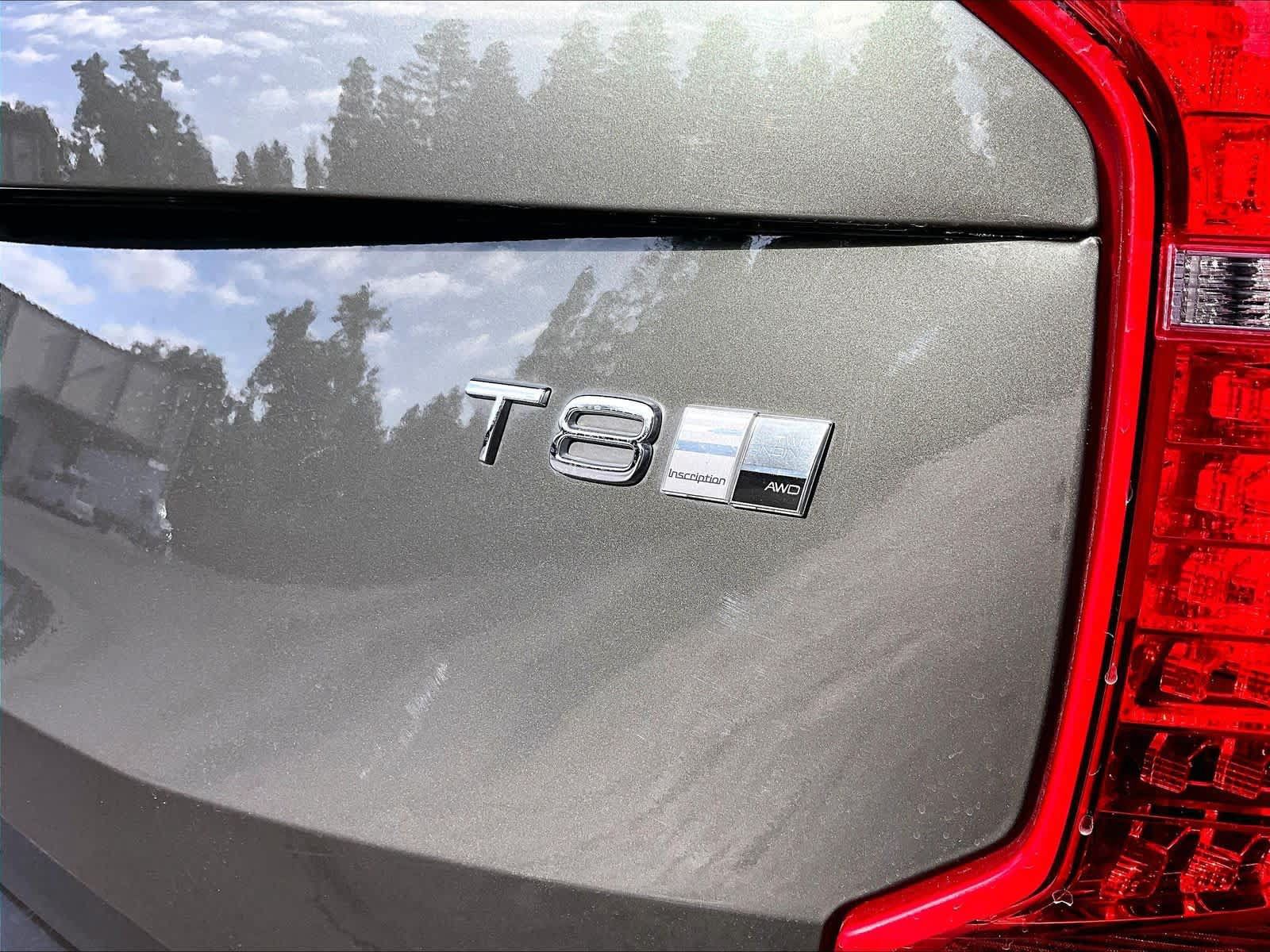 Used 2018 Volvo XC90 T8 Inscription w/ Convenience Package AWD/4WD image 9