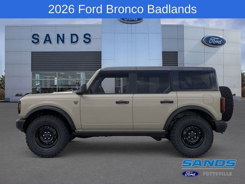 New 2026 Ford Bronco Badlands image 3