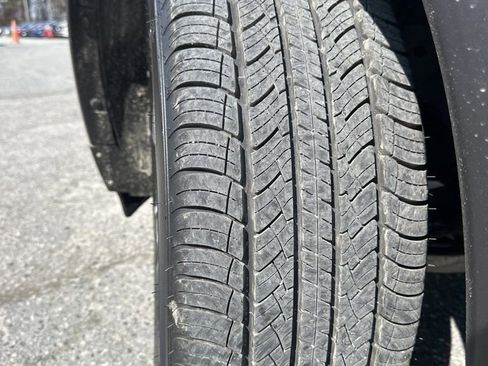 Used 2023 INFINITI QX60 Luxe image 29