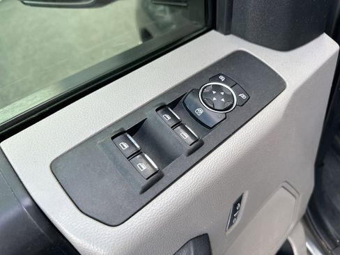 Used 2020 Ford F250 XL w/ STX Appearance Package AWD/4WD image 16