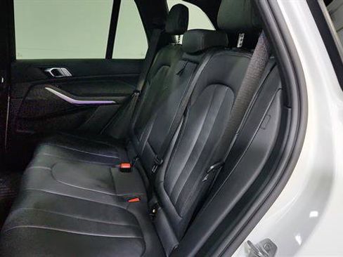 Used 2022 BMW X5 sDrive40i w/ M Sport Package RWD image 23