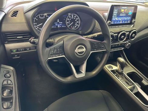 Used 2024 Nissan Sentra SV FWD image 13