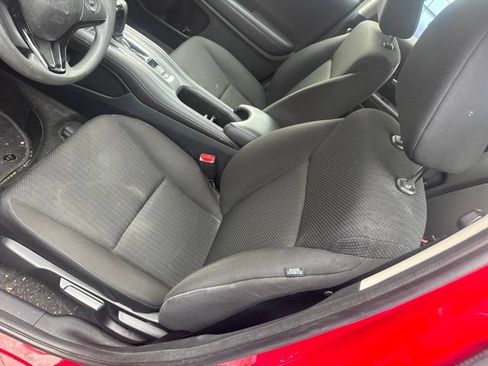 Used 2017 Honda HR-V LX image 15