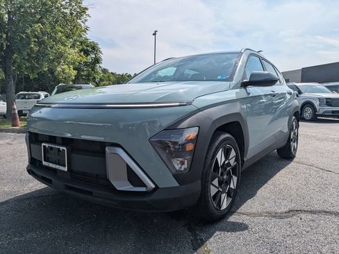 Used 2025 Hyundai Kona SEL FWD image 8