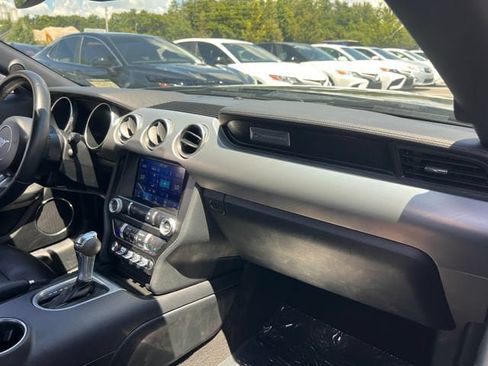 Used 2022 Ford Mustang Premium RWD image 14
