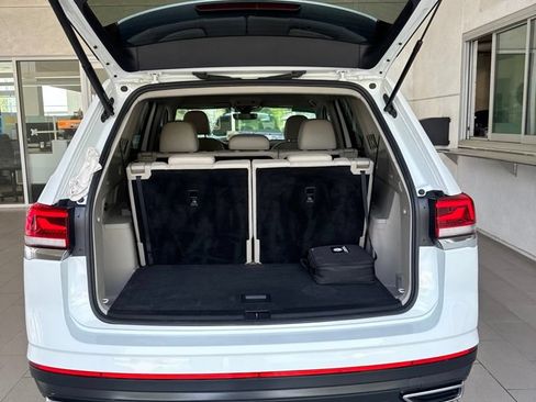 Certified 2024 Volkswagen Atlas SE FWD image 14