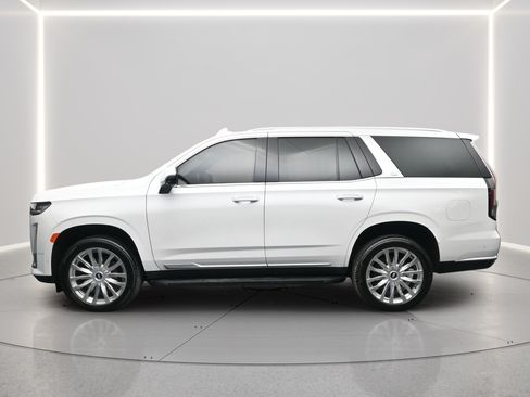 Used 2022 Cadillac Escalade Premium Luxury AWD/4WD image 4