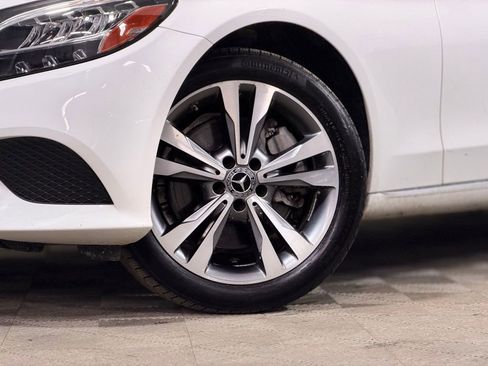 Used 2020 Mercedes-Benz C 300 4MATIC Sedan image 2