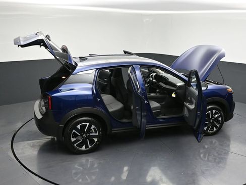 New 2026 Nissan Kicks SV w/ SV Premium Package AWD/4WD image 30