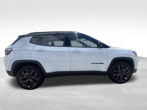 New 2025 Jeep Compass Limited w/ Sun & Sound Group image 3