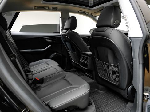 Used 2023 Audi Q8 Premium Plus w/ Premium Plus Package image 39