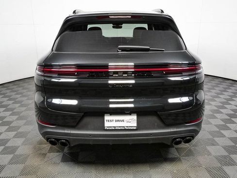 New 2026 Porsche Cayenne AWD/4WD image 32
