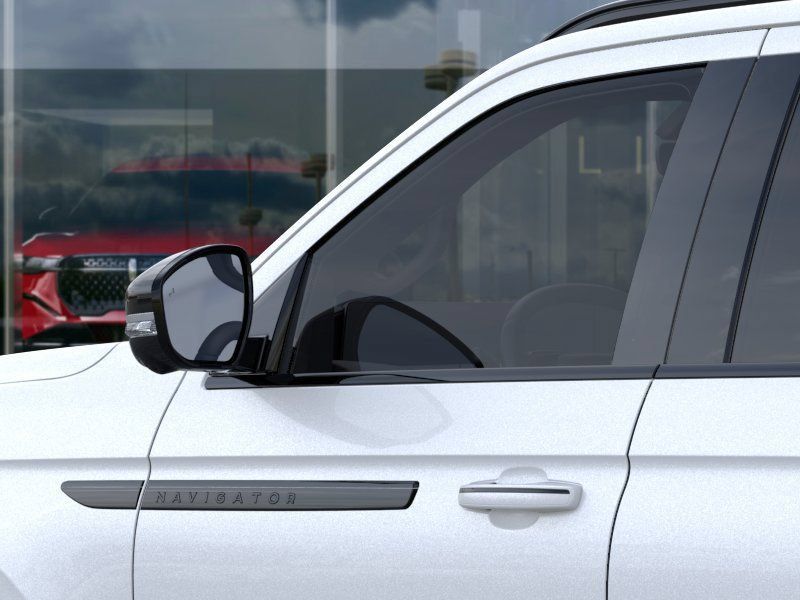 New 2025 Lincoln Navigator Reserve w/ Jet Appearance Package AWD/4WD image 20