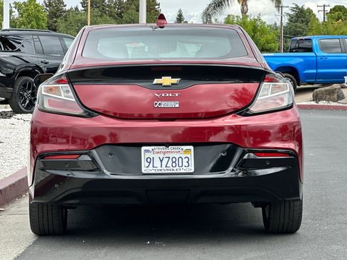 Used 2017 Chevrolet Volt Premier w/ Driver Confidence II Package image 6