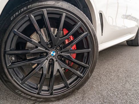 Used 2023 BMW X5 xDrive40i w/ M Sport Package image 3