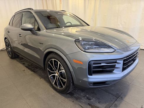 New 2026 Porsche Cayenne E-Hybrid image 7